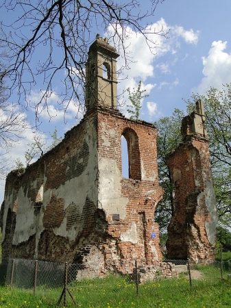 Zdjęcie z Polski - Ruiny kościoła Świętej Trójcy w Mielniku.