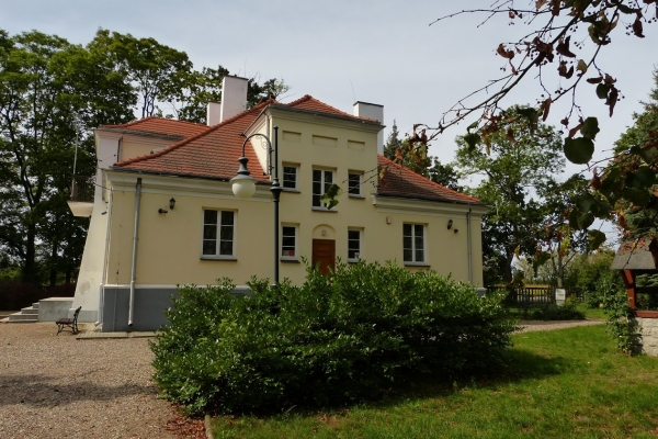 Zdjęcie z Polski - "Krzewnia" , gdzie na dwie dekady, aż do śmierci zamieszkał Aleksander Świętochowski