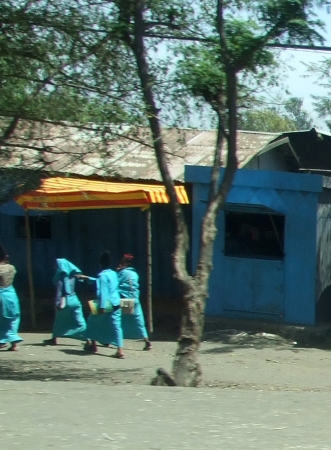 Zdjęcie z Etiopii - mundurki szkolne
