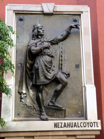 Zdjęcie z Meksyku - Nezalhualcoyotl - "Nienasycony Kojot”