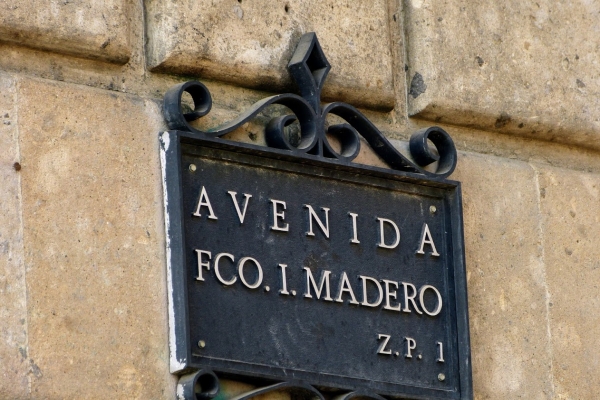 Zdjęcie z Meksyku - i dochodzimy prosto do znanej Alei Francisco Madero