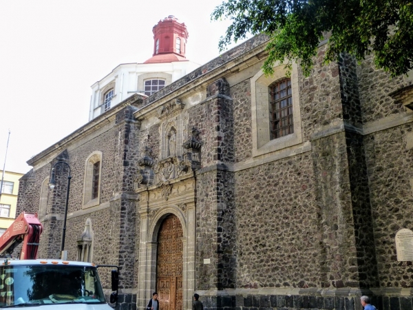 Zdjęcie z Meksyku - uliczkami Ciudad de Mexico