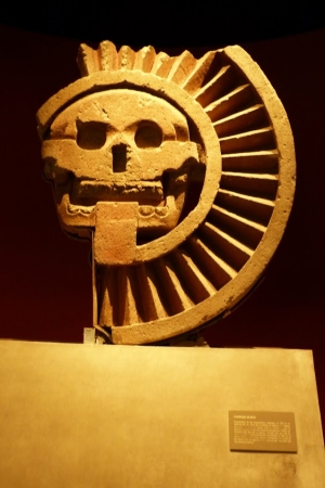 Zdjęcie z Meksyku - Kamienna maska Boga Śmierci- Mictlantecuhtlii