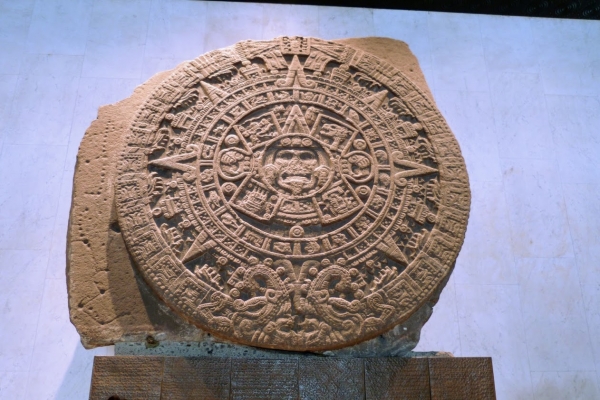 Zdjęcie z Meksyku - najcenniejszy eksponat tego Muzeum -  słynny Kamień Słoneczny- Piedra del Sol,