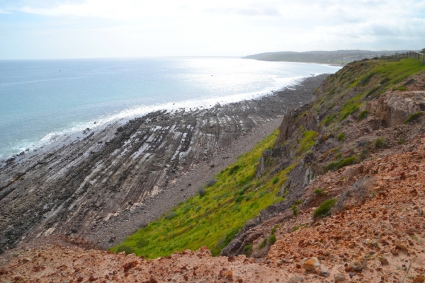 Zdjęcie z Australii - A u podnoza klifu zatoka Hallett Cove