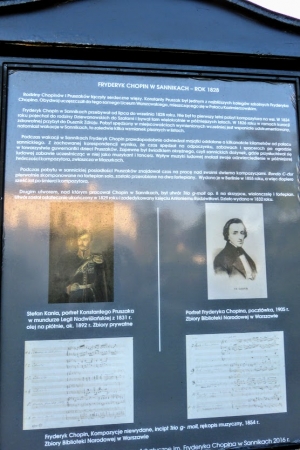 Zdjęcie z Polski - w parku można sobie poczytać o historii tego miejsca