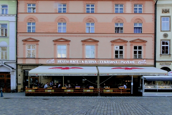 Zdjęcie z Czech - W tej restauracji na Górnym Rynku zjedliśmy smaczną kolację.