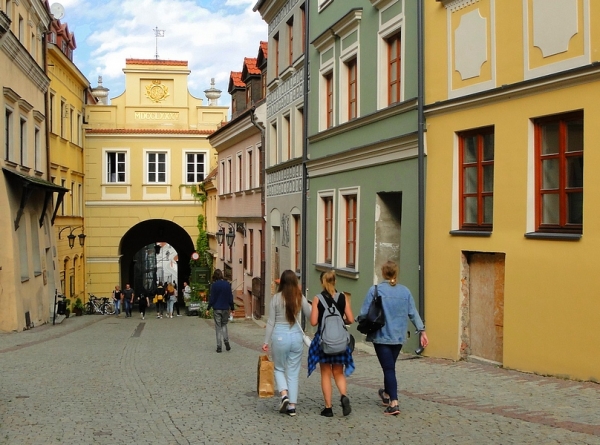 Zdjęcie z Polski - Ul. Grodzka - widok w kierunku Bramy Grodzkiej.