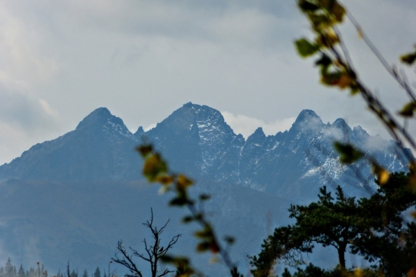 Zdjęcie z Polski - nawet zasłonięte przed chwilą Tatry zaczynają pokazywać majestat szczytów! 