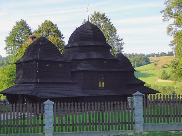 Zdjęcie z Polski - Podjeżdżamy jeszcze do zachwycającej cerkwi Opieki Matki Bożej w Równi.