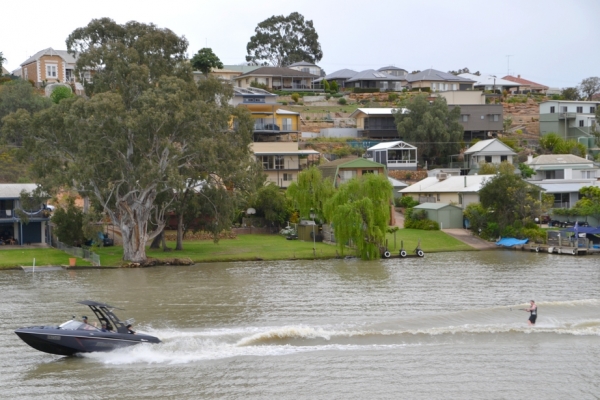 Zdjęcie z Australii - Doplywamy do Mannum