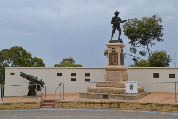 Zdjęcie z Australii - Pomnik zolnierzy - mieszkancow Mannum i okolicy