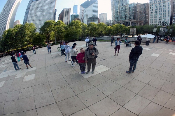 Zdjęcie ze Stanów Zjednoczonych - Nasze zniekształcone odbicie w the Cloud Gate