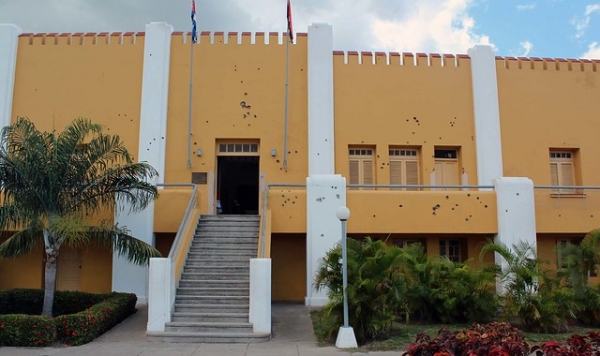 Zdjęcie z Kuby - Santiago de Cuba, Koszary Moncada, kolebka rewolucji