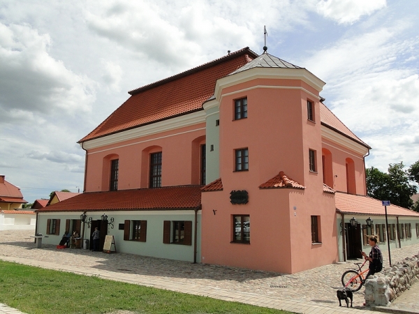 Zdjęcie z Polski - Dochodzimy do Wielkiej Synagogi.