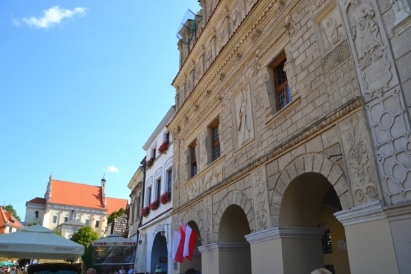 Zdjęcie z Polski - Z prawej kamienice Przybyłów,