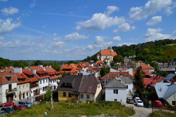 Zdjęcie z Polski - Widok spod Sanktuarium. Z prawej Góra Trzech Krzyży