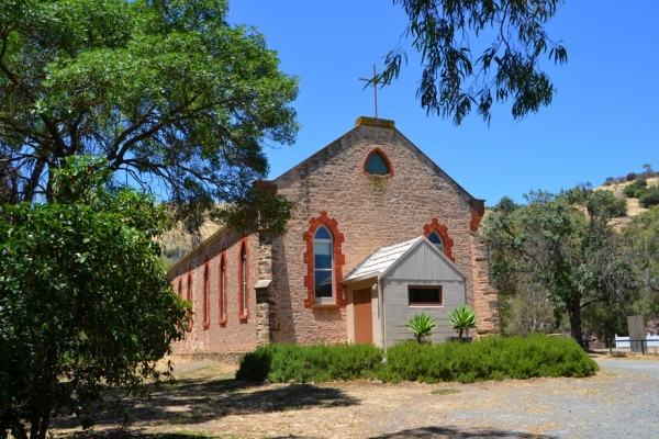Zdjęcie z Australii - Kosciol unicki w Old Noarlunga, przy ktorym zaparkowalem :)