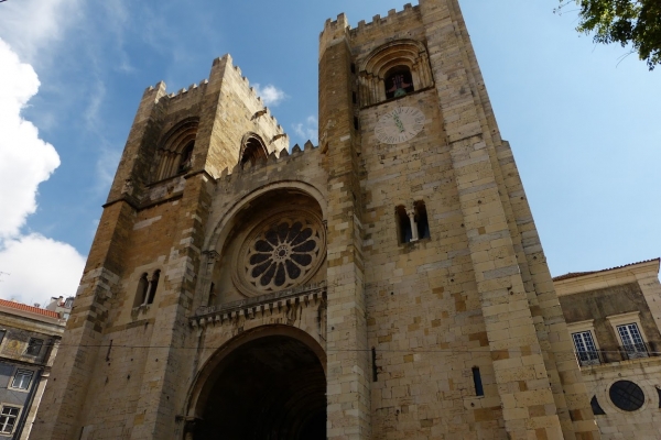 Zdjęcie z Portugalii - Katedra nazywana jest w skrócie: Sé de Lisboa.