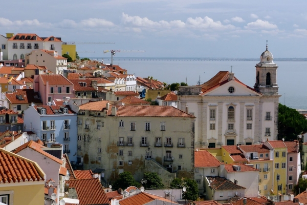 Zdjęcie z Portugalii - Widok na Igreja de Santo Estevão (Kościół św. Szczepana)