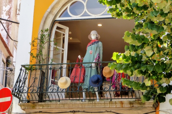 Zdjęcie z Portugalii - jakaś tutejsza "Julia" na balkonie😃