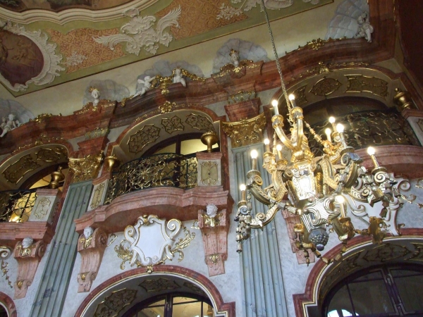 Zdjęcie z Polski - sala balowa