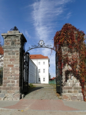 Zdjęcie z Polski - Mieliśmy jeszcze pół godziny, więc wybraliśmy się na spacer wokół monasteru.