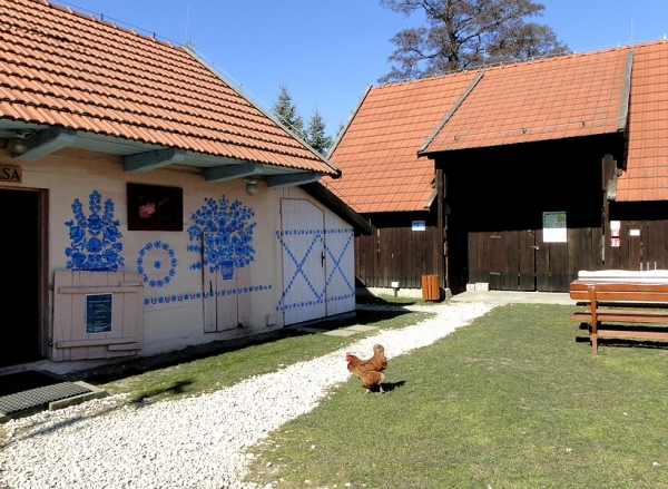 Zdjęcie z Polski - Wchodzimy na teren posesji...