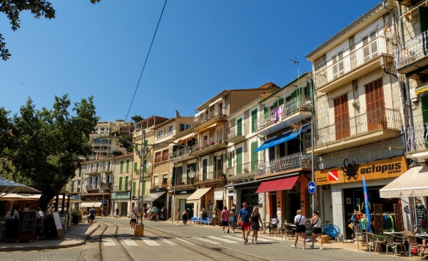 Zdjęcie z Hiszpanii - uliczki Puerto de Soller