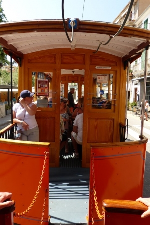 Zdjęcie z Hiszpanii - przejedziemy nim cała trasę aż do Soller