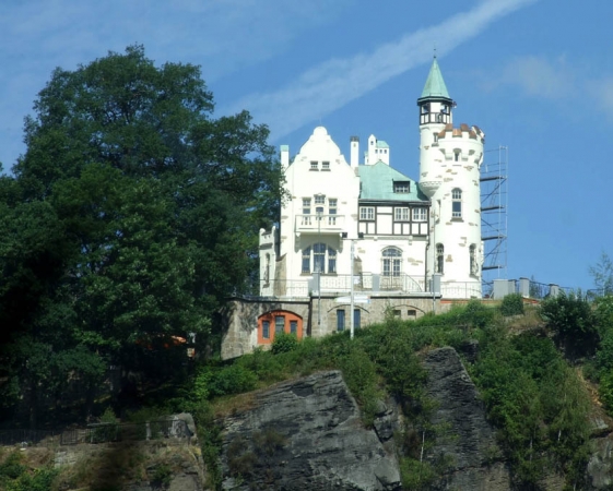 Zdjęcie z Czech - pałacyk nad zamkiem