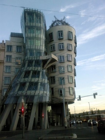 Zdjęcie z Czech - tańczący dom