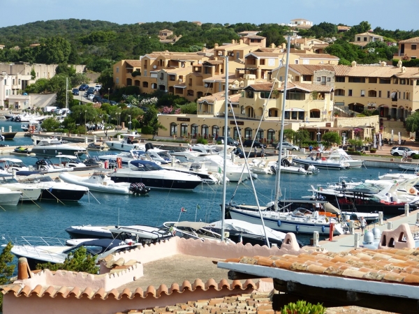 Zdjęcie z Włoch - marina w Porto Cervo