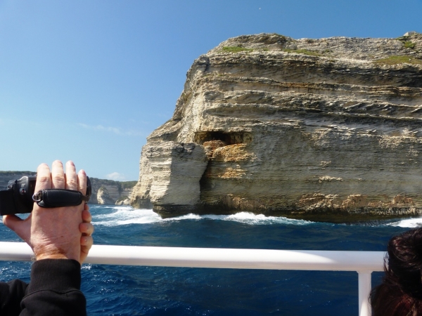 Zdjęcie z Francji - przed nami Le Gouvernail, czyli skała zwana Sterem Korsyki.