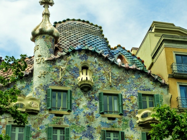 Zdjęcie z Hiszpanii - Casa Batlo - od razu widać, że to "ręka" Antonio Gaudiego :)
