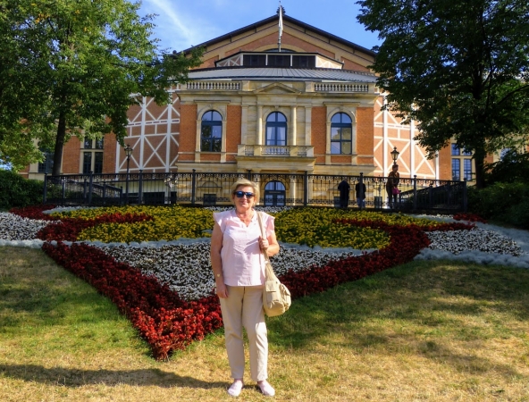 Zdjęcie z Niemiec - Festspielhaus - czyli nowy Teatr Operowy , gdzie odbywają się coroczne 