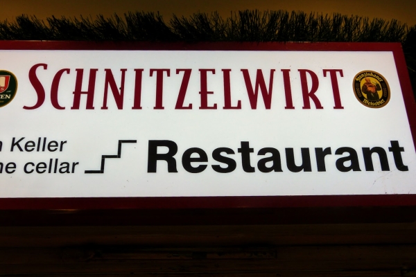 Zdjęcie z Niemiec - w czasie wolnym wchodzimy do pierwszej knajpy z "kotletem" w nazwie :)) 