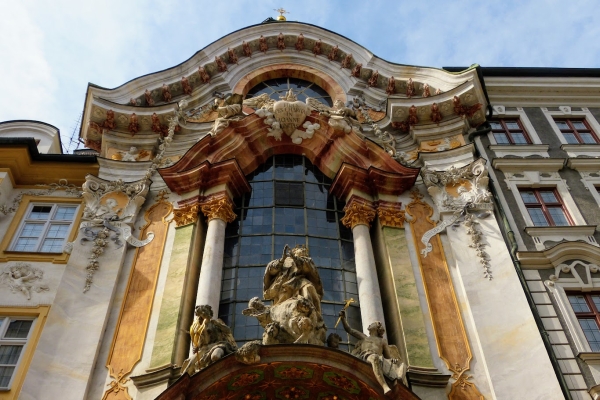 Zdjęcie z Niemiec - to fasada prywatnego kościoła słynnych Braci Assamów