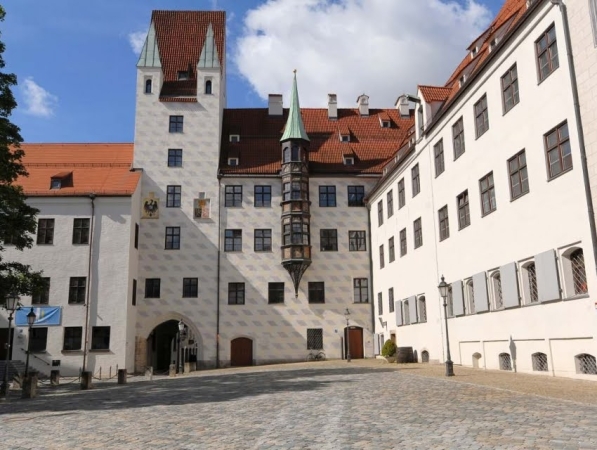 Zdjęcie z Niemiec - dalej Alter Hof - dawna rezydencja cesarska Ludwika IV Wittelsbacha (1424-1449) - elektora