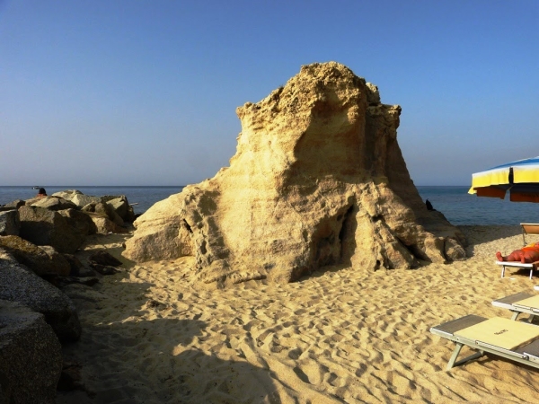 Zdjęcie z Włoch - postanawiamy iść dalej na inne plaże oddalone od centro