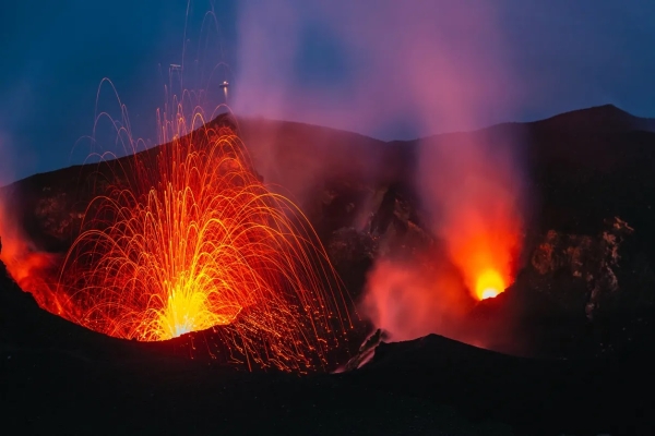 Zdjecie - Włochy - LIPARI, PANAREA i STROMBOLI...
