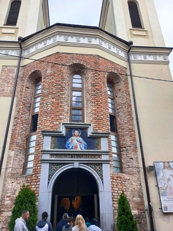 Zdjęcie z Litwy - kilkanascie metrów dalej znajduje się Sanktuarium Miłosierdzia Bożego, gdzie obecnie
