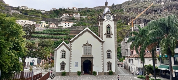 Zdjęcie z Portugalii - kościółek w Ribeira Brava
