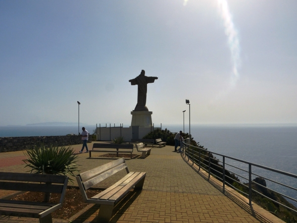 Zdjęcie z Portugalii - statua Christo Rei- wyższa o 3 metry kopia tej z Rio de Janeiro i 