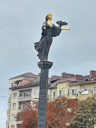 Zdjęcie z Bułgarii - postać św. Zofii.- patronki miasta od której stolica wzięła nazwę; kiedyś, w mrocznych czasach 