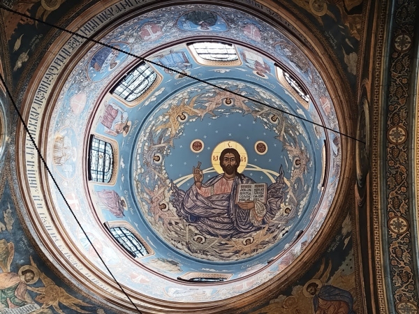 Zdjęcie z Bułgarii - a z kopuły spogląda na nas kolejny Pantokrator