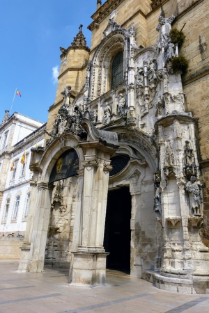 Zdjęcie z Portugalii - wysunięte do przodu wejście