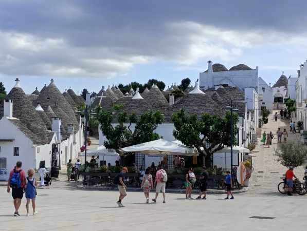 Zdjęcie z Włoch - i opuszczamy Trulloland ale jeszcze nie Alberobello, bo jedziemy 