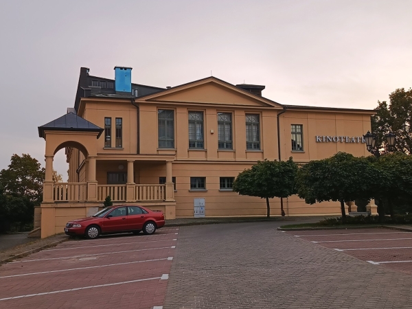 Zdjęcie z Polski - kino-teatr