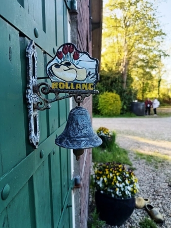 Zdjęcie z Holandii - wieś i sielskie smaczki; tutaj odwiedzamy małą, niekomercyjną farmę serowarską